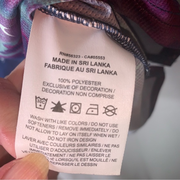 Nike Men's Purple and Green Graphic Tee - Picture 3 of 4